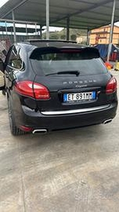 PORSCHE Cayenne 2ªs.'10-'18 - 2013