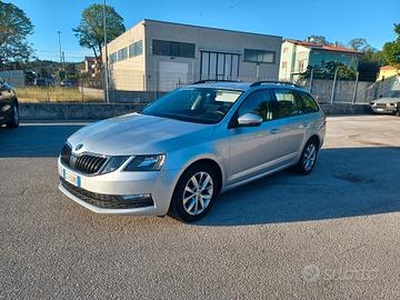 Skoda Octavia 1.5 DSG Wagon Executive G-Tec