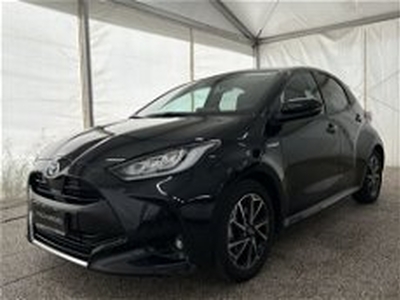 Toyota Yaris 1.5 Hybrid 5 porte Lounge del 2020 usata a Monza