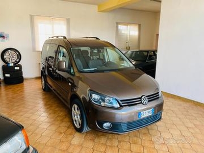 Volkswagen caddy maxi 7 posti gancio traino