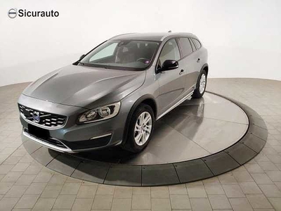 Volvo V60 Cross Country V60 Cross Country D3 Geartronic Business Plus da Sicurauto S.r.lÂ