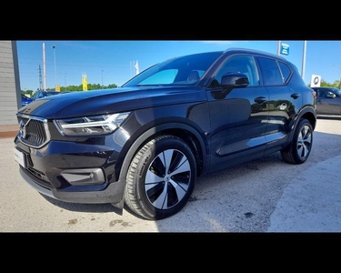 Volvo XC40 (2017--->) D3 AWD Geartronic Business Plus Diesel