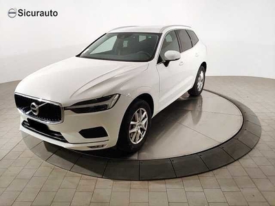 Volvo xc60 B4 (d) AWD Geartronic Momentum Pro da Sicurauto S.r.lÂ