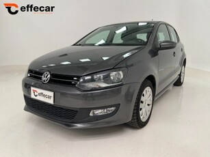 2013 VOLKSWAGEN Polo