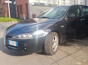 Alfa Romeo 147 1.6 105 CV