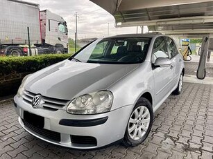 Golf 5 1.6 benzina euro 4