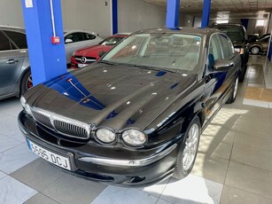 Jaguar X-Type 2.5 V6 EXECUTIVE