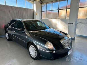 Lancia Thesis 2.4 JTD 20V aut. Emblema