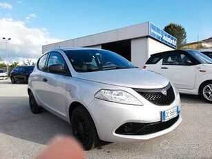 Lancia Ypsilon 1.0 HYBRID 70CV ECOCHIC 2021