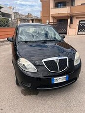 Lancia ypsilon 1.2 benzina