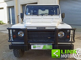 LAND ROVER Defender 90 2.5 Td5 Usata