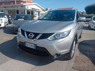 Nissan Qashqai 1.5 dCi Acenta Premium 360