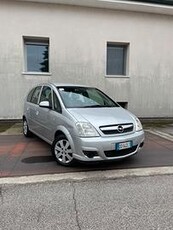 Opel meriva 1.3cdti DA NEOPATENTATI