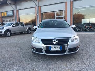 PASSAT BENZINA / GPL DEL 2010