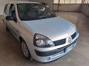 Renault Clio 1.2 cat 5 porte Authentique