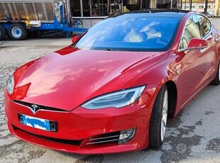 TESLA Model S Supercharger GRATIS a vita