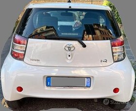 Toyota IQ 1.0 SOL CVT Euro 5 con navigatore
