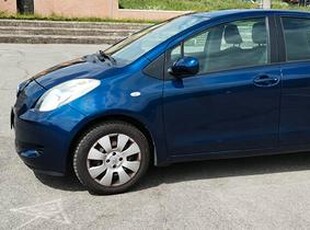 TOYOTA Yaris 1.0 5 porte