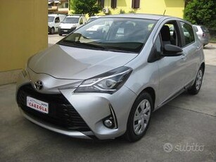 TOYOTA Yaris 1.0 5 porte ok neopatentati