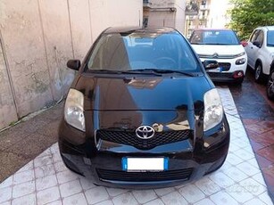 Toyota Yaris 1.0 5 porte UNI PROPRIETARIO