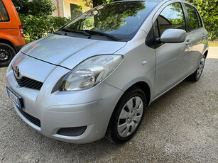 Toyota Yaris neopatentati unicopropietario