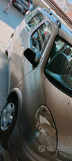 Toyota Yaris Verso 2005