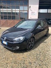 Volkswagen Golf 1.6 TDI DPF 3p. Highline