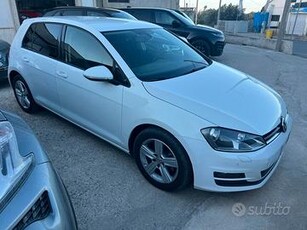 Volkswagen Golf 1.6 TDI DSG 5p. Comfortline BlueMo