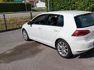 Volkswagen Golf 2.0 TDI DSG 5p. Highline BlueMotio