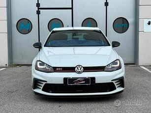 Volkswagen Golf CLUB SPORT EDITION 265cv/195KW