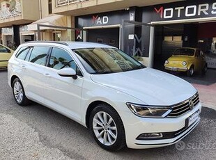 Volkswagen Passat 1.6 120 CV DSG Business 2018