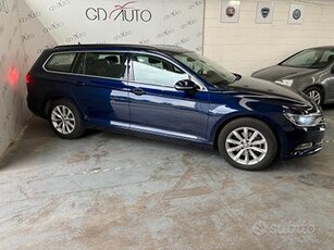 Volkswagen Passat Variant 2.0 TDI DSG Business Blu