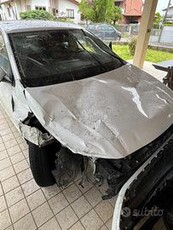 Volkswagen Polo 1.0 70 kw INCIDENTATA