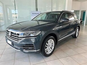 VOLKSWAGEN Touareg 3.0 V6 231CV Advanced 4Motion