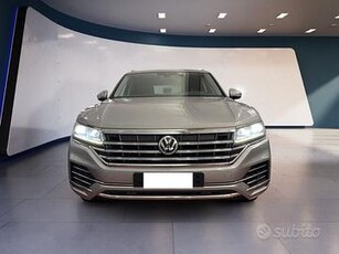 Volkswagen Touareg III 2018 3.0 V6 tdi Advanc...