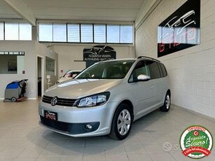 VOLKSWAGEN Touran 1.6 TDI DSG Comfortline *7 POS