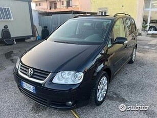 Volkswagen Touran 2.0 TDI DPF Trendline