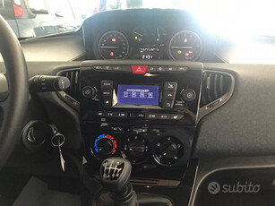 Ypsilon 1.2 Hybrid silver 5posti