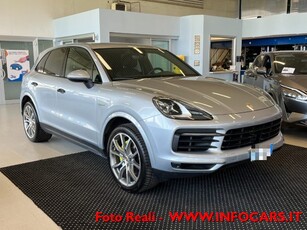 2020 PORSCHE Cayenne