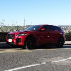 Jaguar F-Pace 2.0 D 180 CV