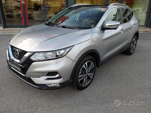 NISSAN Qashqai 1.6 dCi 2WD N-Connecta