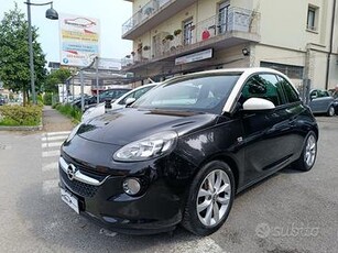 Opel Adam 1.2 70 CV White/Black Link