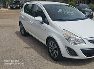 Opel corsa 1.2 GPL/economica