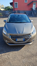 Peugeot 208 1.2 82cv allure pack NEOPATENTATI