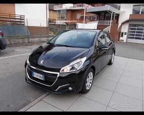 PEUGEOT 208 5p 1.2 puretech 82cv Allure