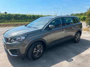 Peugeot 5008 1.5 blue hd business