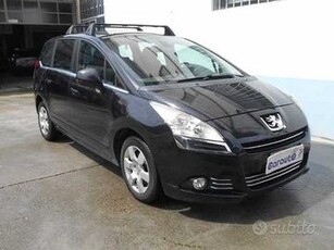 Peugeot 5008 2.0 HDi 150CV Tecno