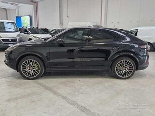 PORSCHE CAYENNE 3.0 V6 E-Hybrid Autom. COUPE