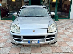 Porsche Cayenne 3.2 V6