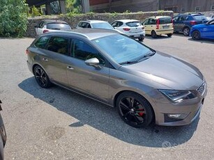 SEAT Leon 2.0 TDI 150 CV allestimento FR